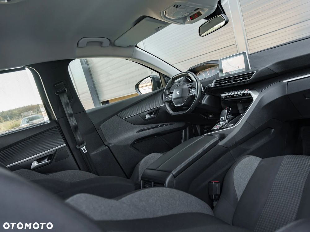 Peugeot 5008 - 16