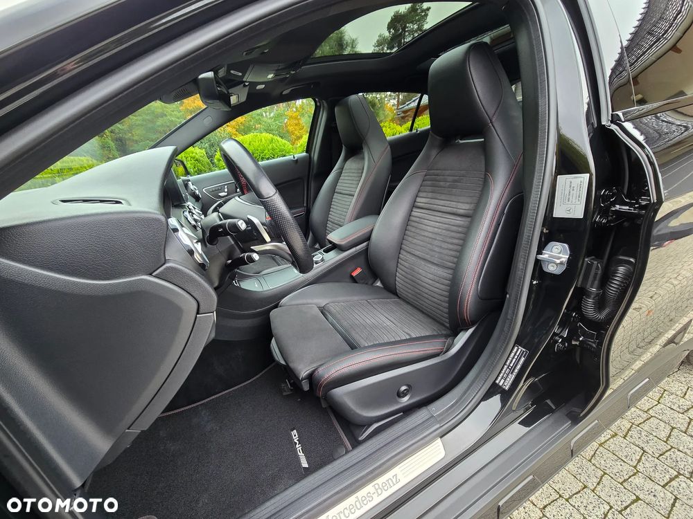 Mercedes-Benz GLA 220 4-Matic AMG Line - 6