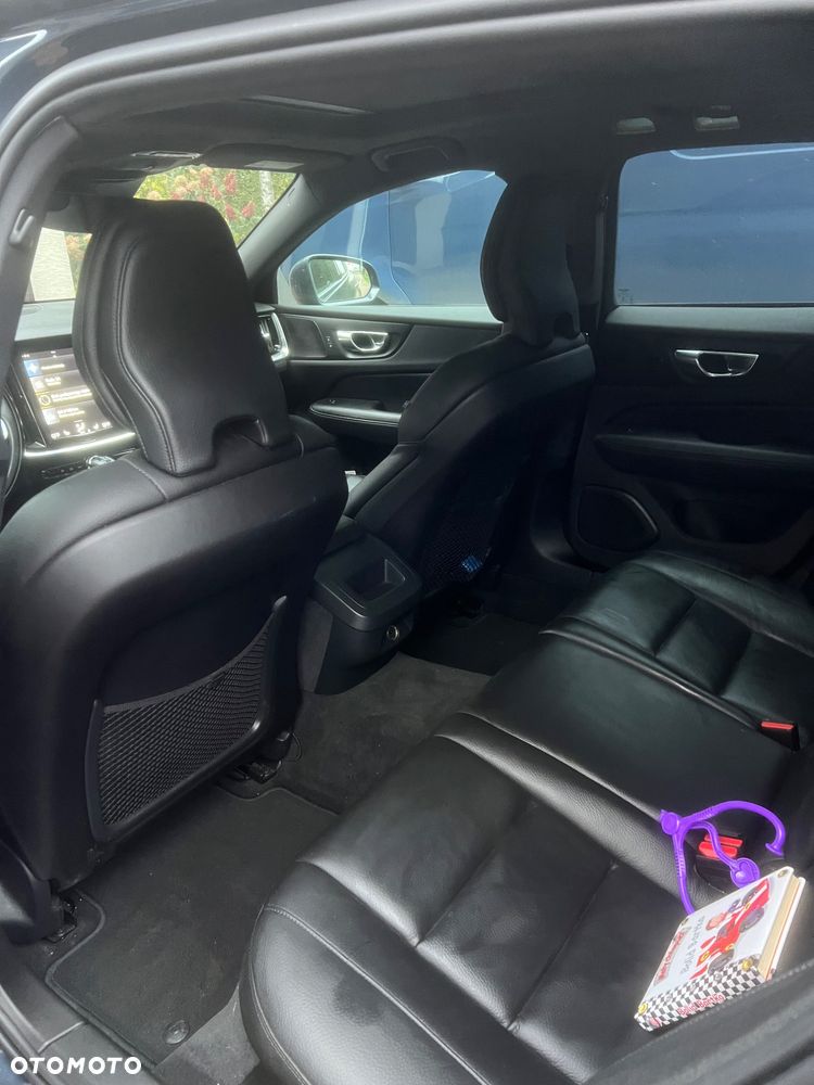 Volvo V60 T5 Geartronic Momentum - 17