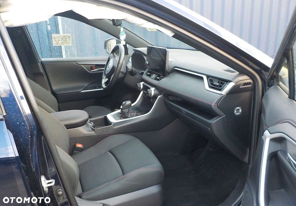 Toyota RAV4 - 18