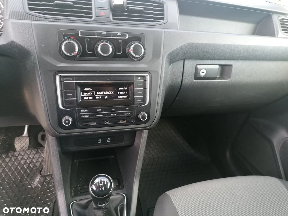 Volkswagen Caddy - 12