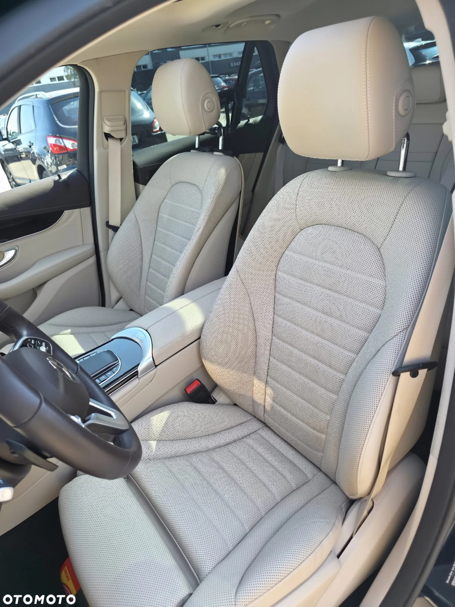 Mercedes-Benz GLC 220 d - 28