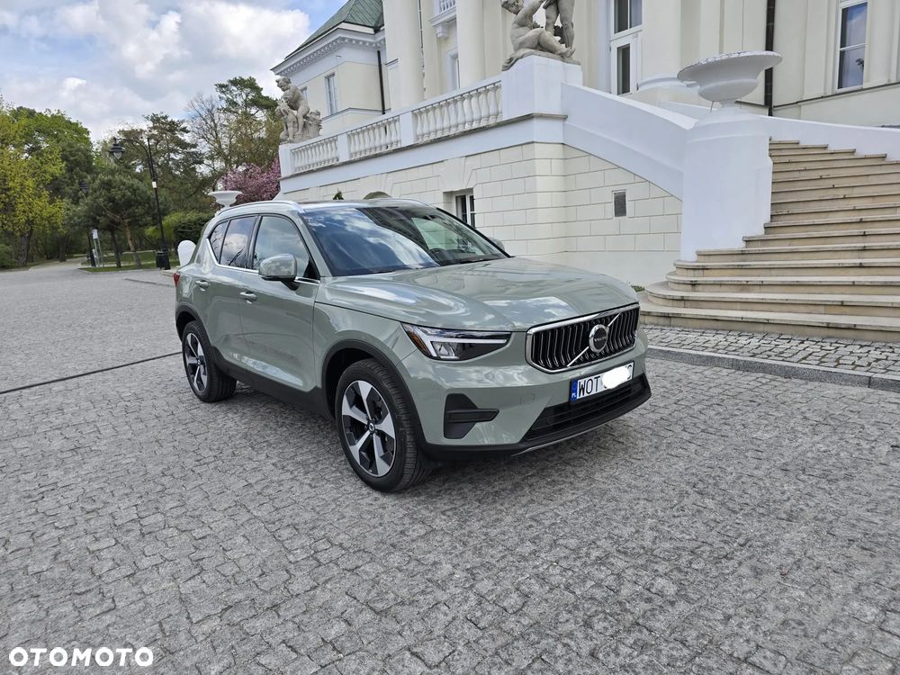 Volvo XC 40 B5 B AWD Momentum Pro - 1