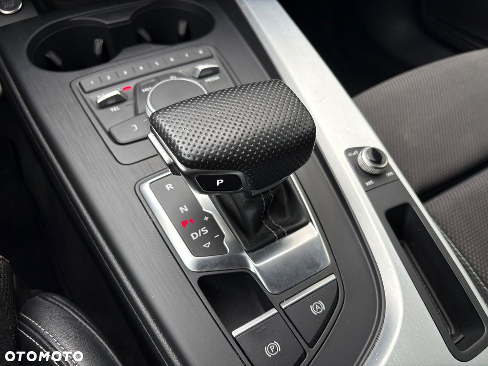 Audi A4 Avant 35 TFSI mHEV S Line S tronic - 27