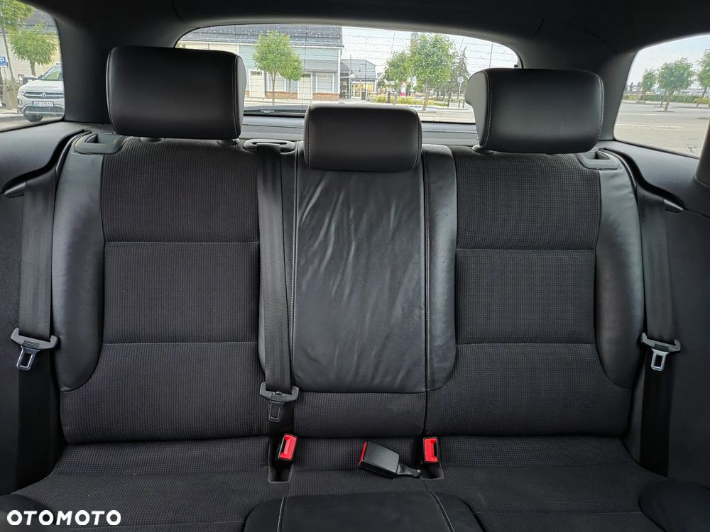 Audi A3 Sportback 2.0 TDI DPF S line Sportpaket plus - 26