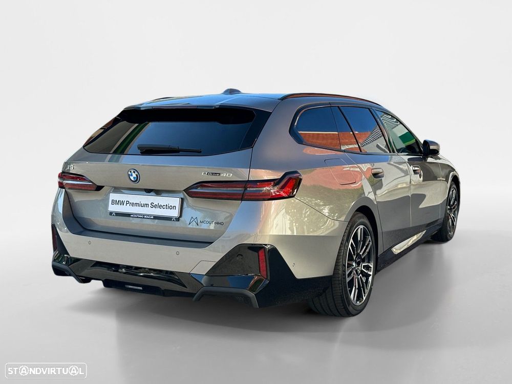 BMW i5 Touring eDrive40 - 5