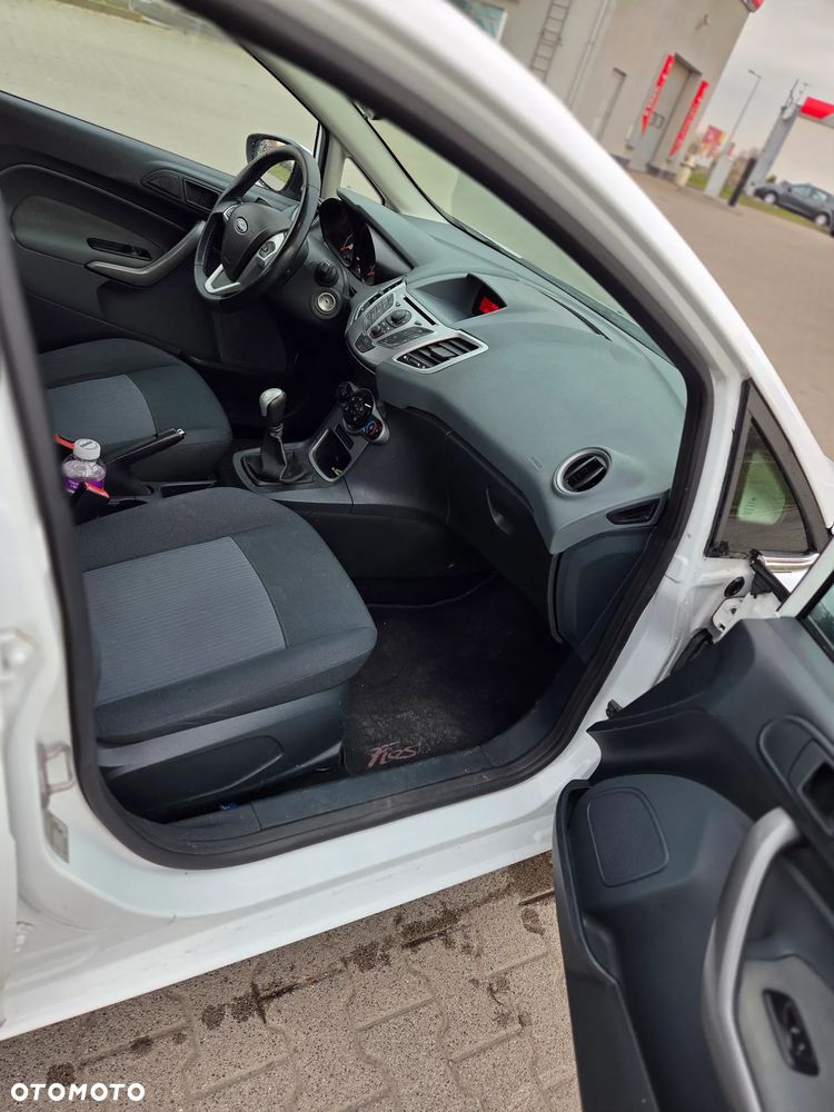 Ford Fiesta 1.4 TDCi Trend - 11