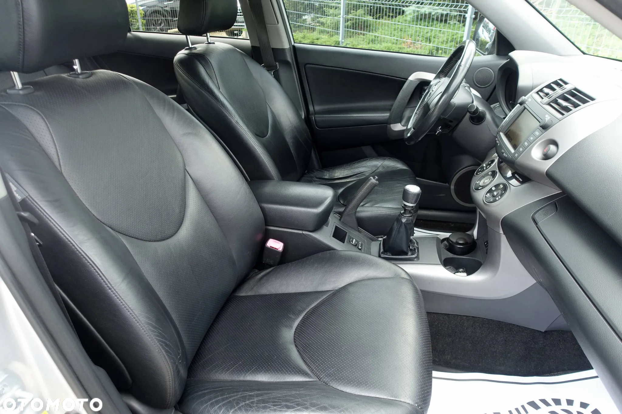 Toyota RAV4 2.2 D-CAT 4x4 Sol - 13