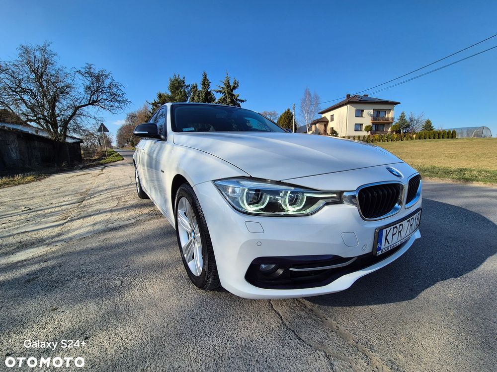 BMW Seria 3 318i Sport Line - 1