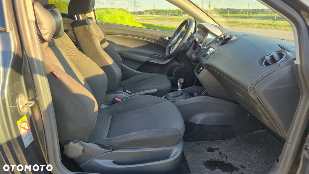 Seat Ibiza SC 1.6 16V Sport - 27