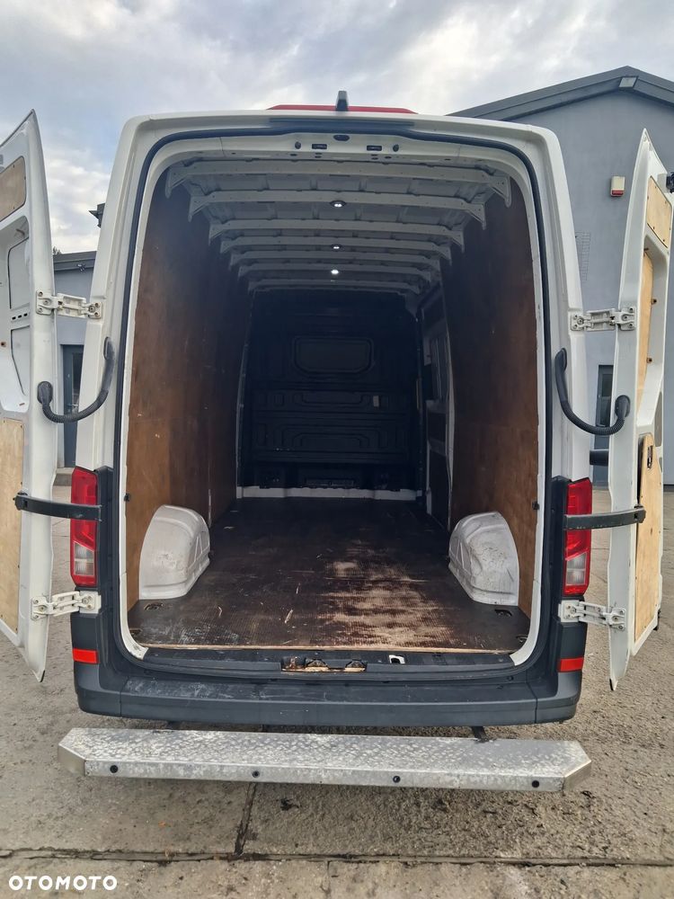 Volkswagen Crafter - 23