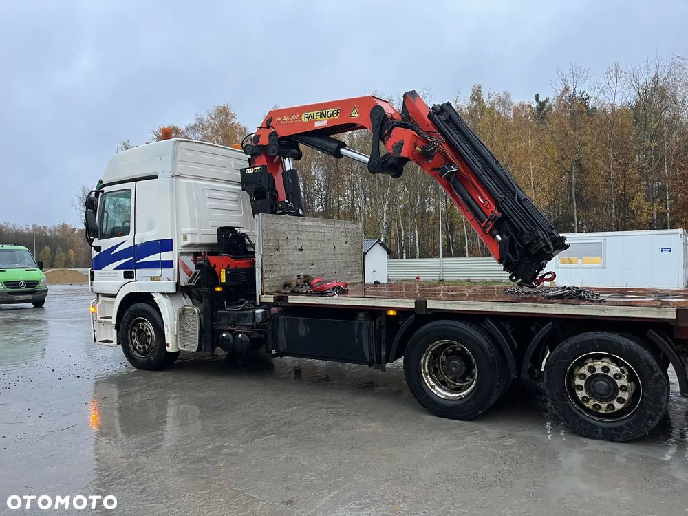 Mercedes-Benz ACTROS - 10