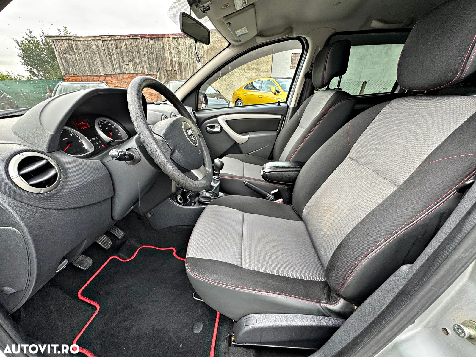 Dacia Duster 1.5 dCi 4x4 Laureate - 5