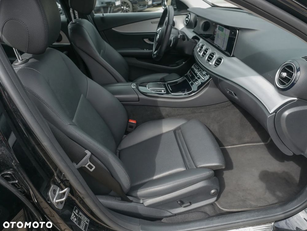 Mercedes-Benz Klasa E 300 de 9G-TRONIC Avantgarde - 20