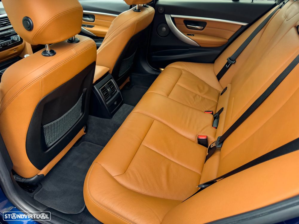 BMW 320 d Line Luxury - 9