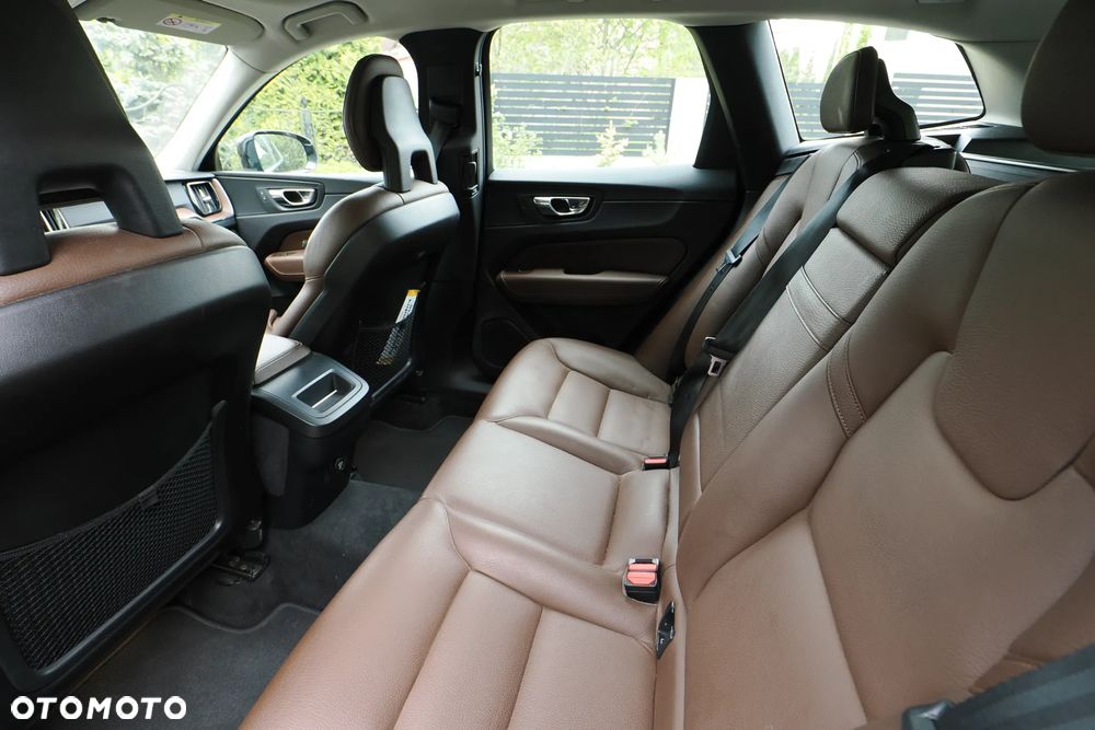 Volvo XC 60 D4 AWD Inscription - 9