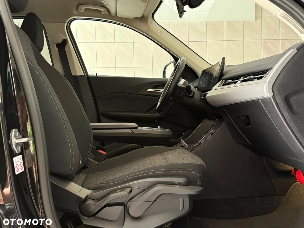 BMW X1 sDrive18d sport - 22