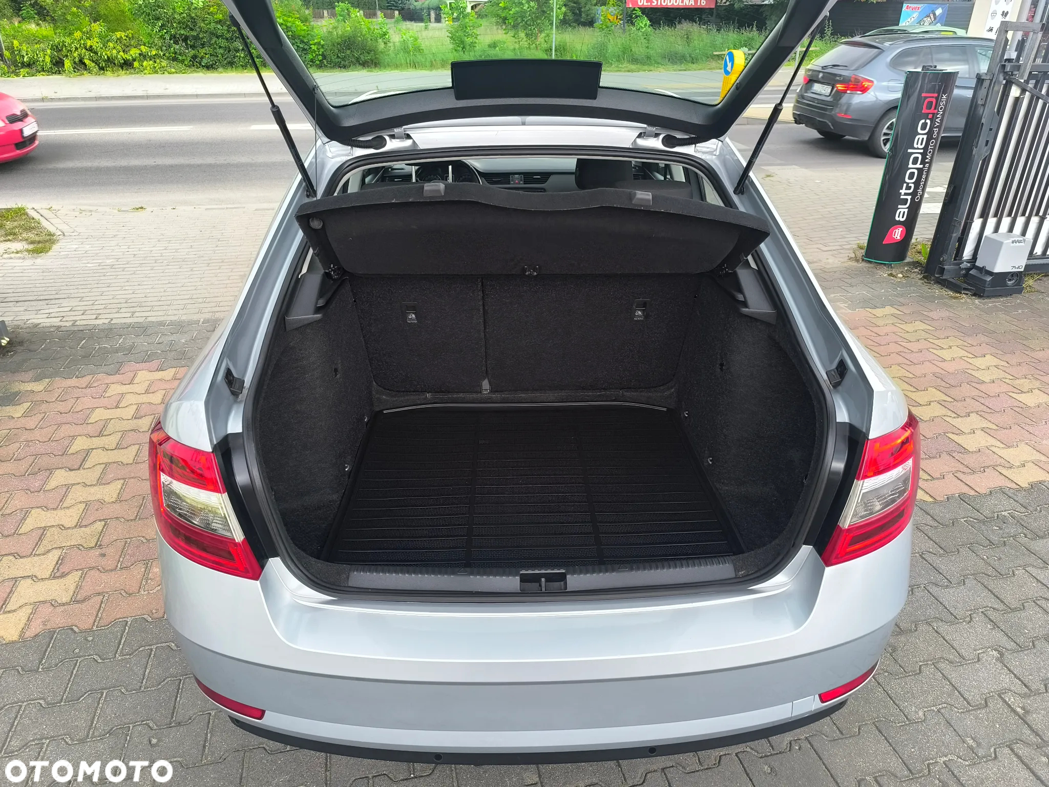 Skoda Octavia 1.6 TDI SCR Ambition - 20