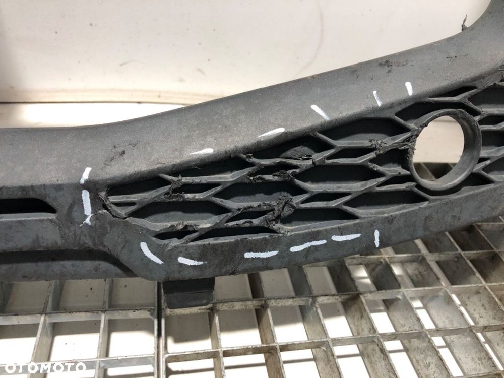 ATRAPA GRILL  VOLVO FH II 2012 - 2022 500 368 kW [500 KM] 10x4/6 2017 82491908 - 2