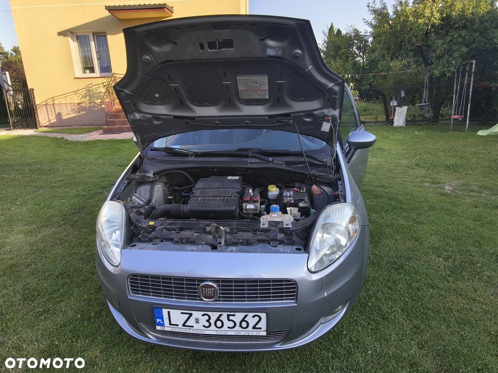 Fiat Grande Punto - 5