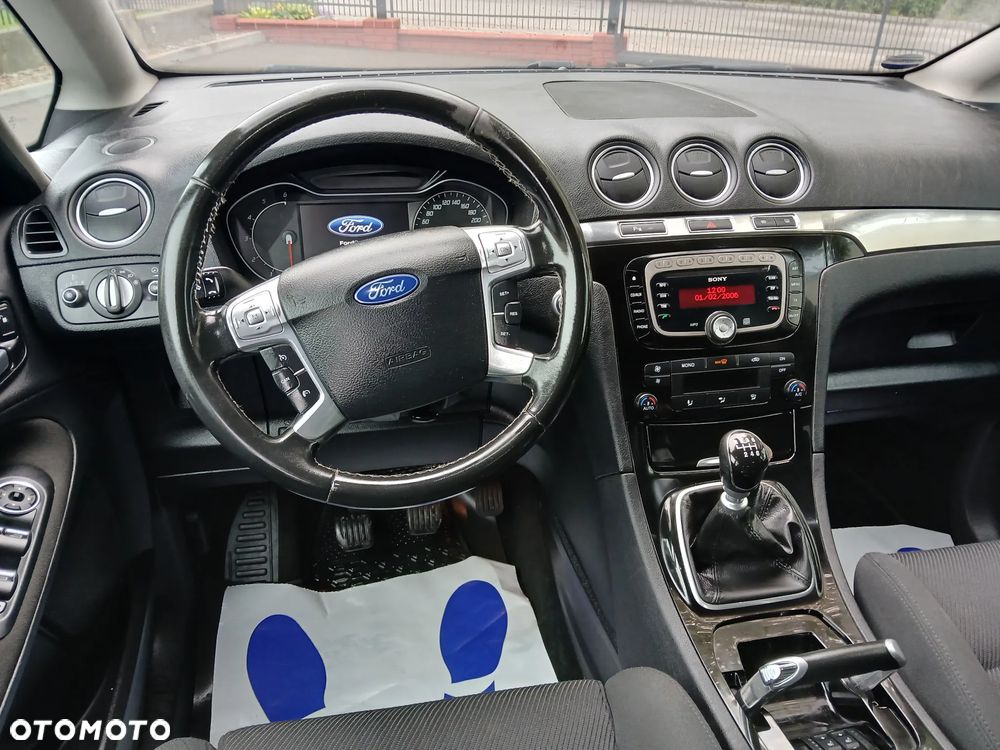 Ford S-Max 2.0 TDCi Ambiente - 20
