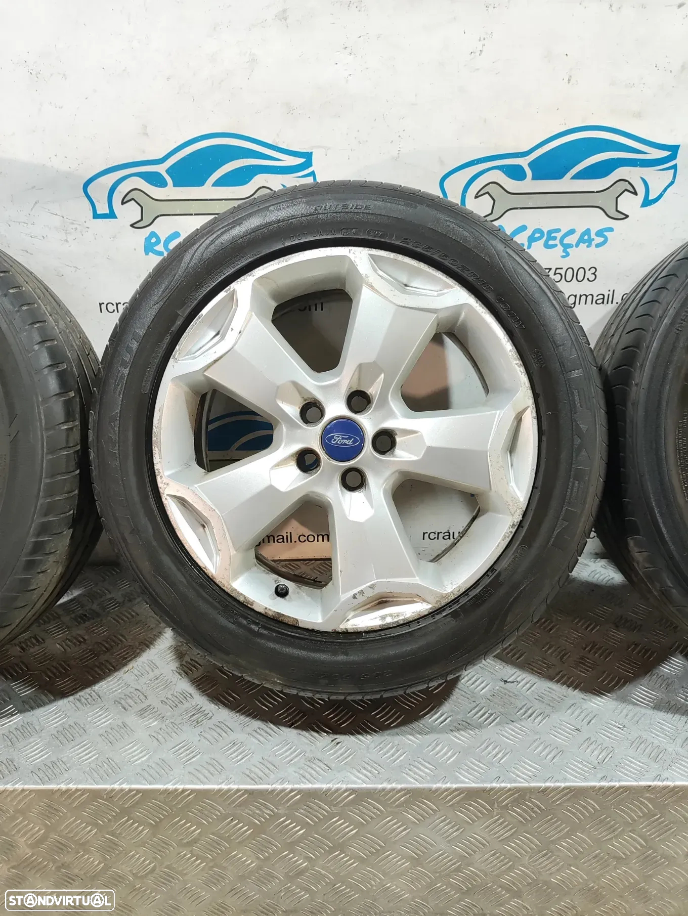 Jantes 18" Ford - Kuga - ORIGINAIS - 7.5J | ET52,5 | 5x108 - 18 Polegadas | 8V4J-1007-BB | 8V4J1007BB | Jante | 5 x 108 | 235 50 18 | Pneus - 6