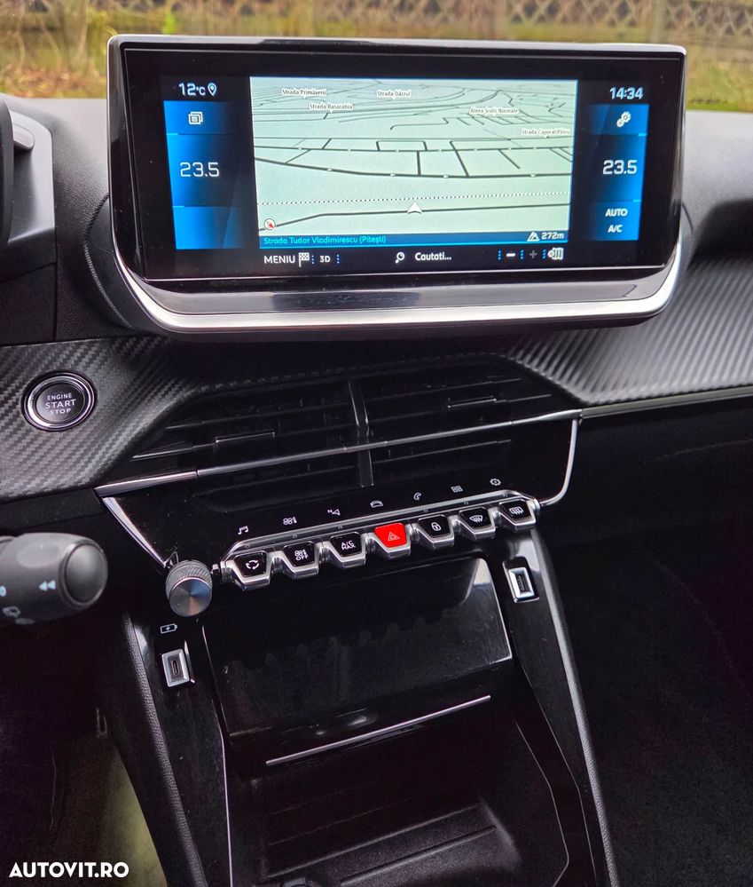 Peugeot 2008 1.5 BlueHDI 130 S&S EAT8 GT - 26