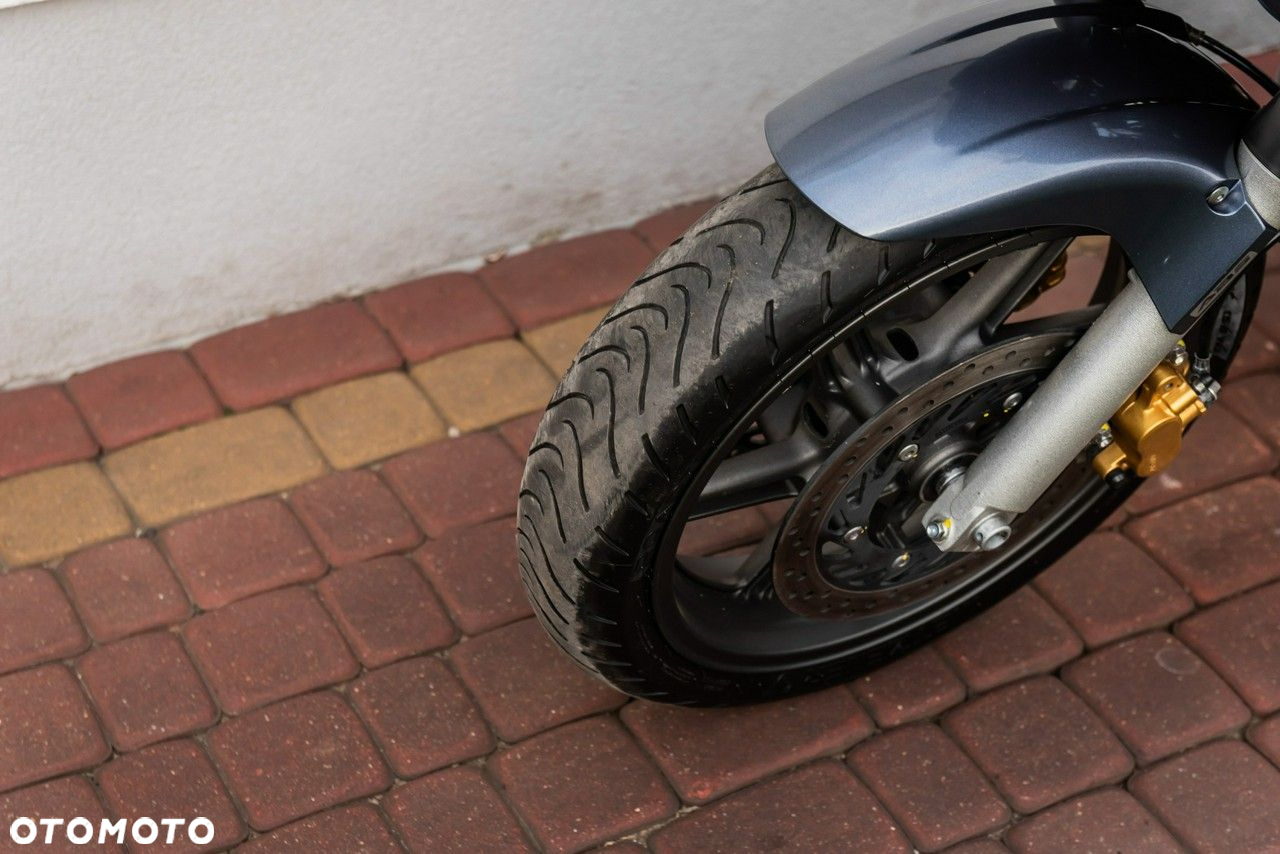 Honda CBF - 7