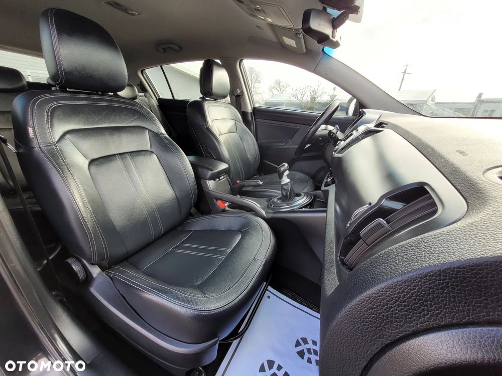 Kia Sportage 2.0 CRDI 4WD Spirit - 18