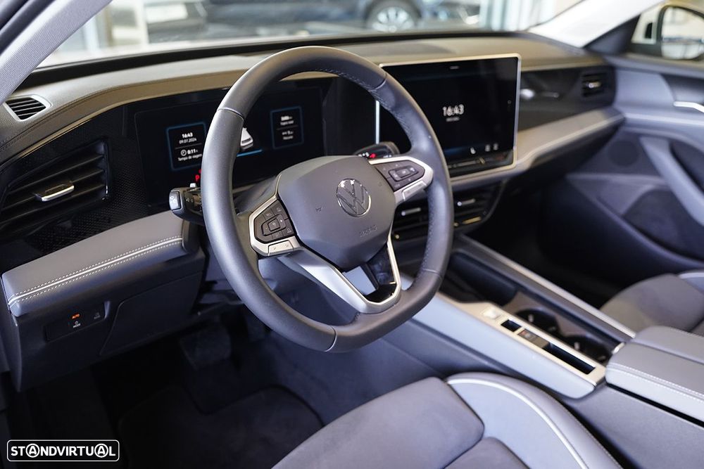 VW Passat Variant 2.0 TDi Business DSG - 6
