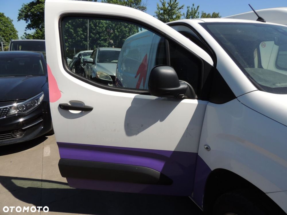 Szyba boczna lewy prawy przód Peugeot Partner III - 1