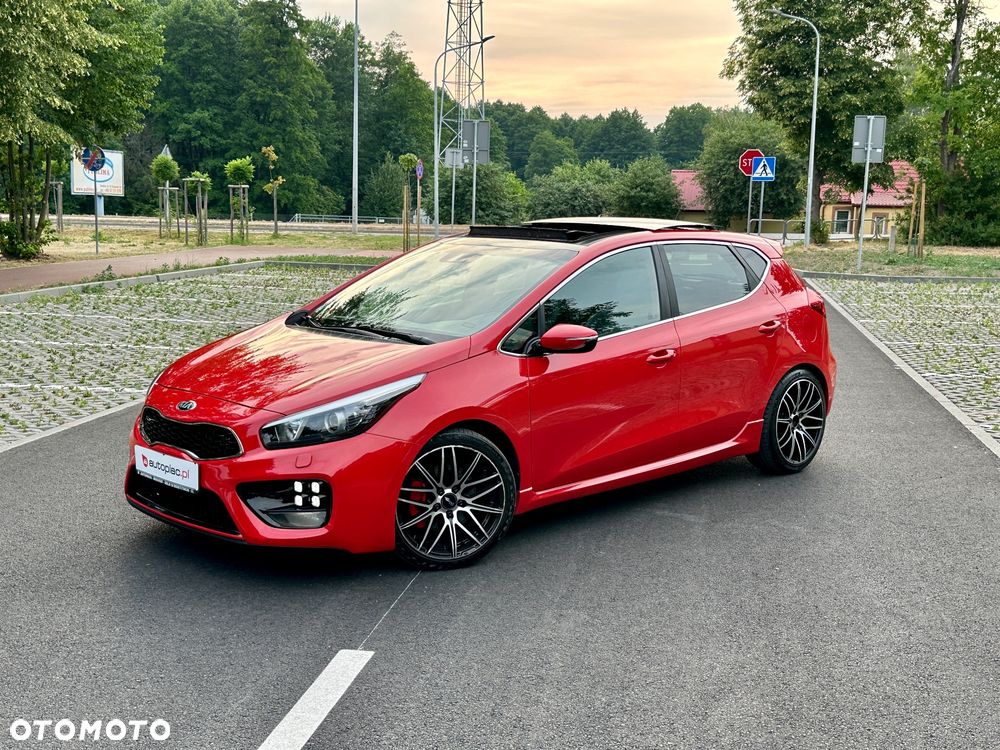 Kia Ceed 1.6 T-GDI GT L - 10