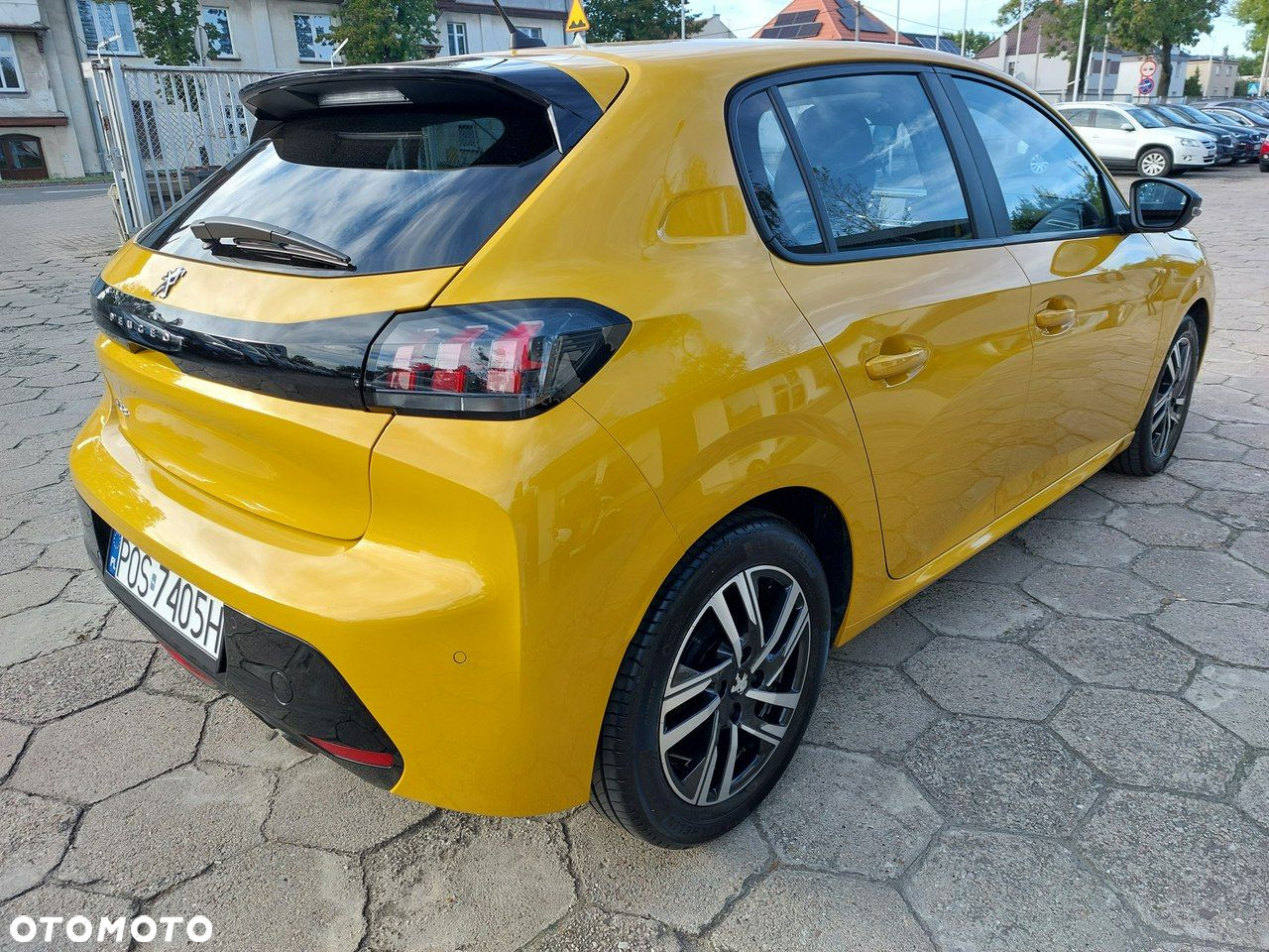 Peugeot 208 - 7
