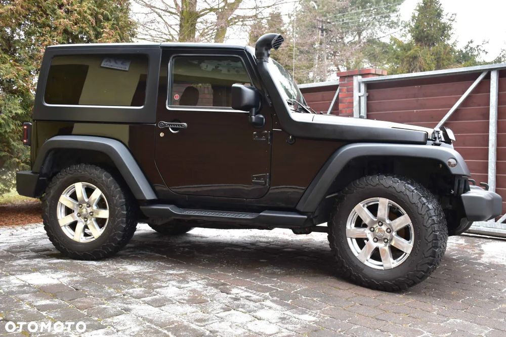 Jeep Wrangler - 11