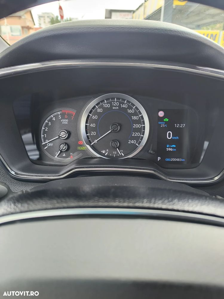 Toyota Corolla 1.8 Business Edition - 9