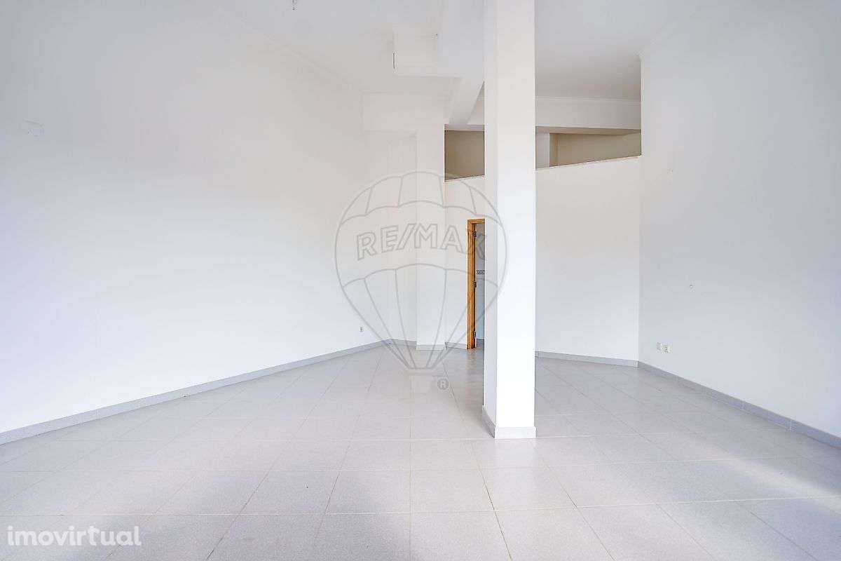 Loja  para arrendamento - Grande imagem: 5/13