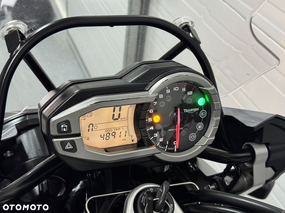 Triumph Tiger - 33
