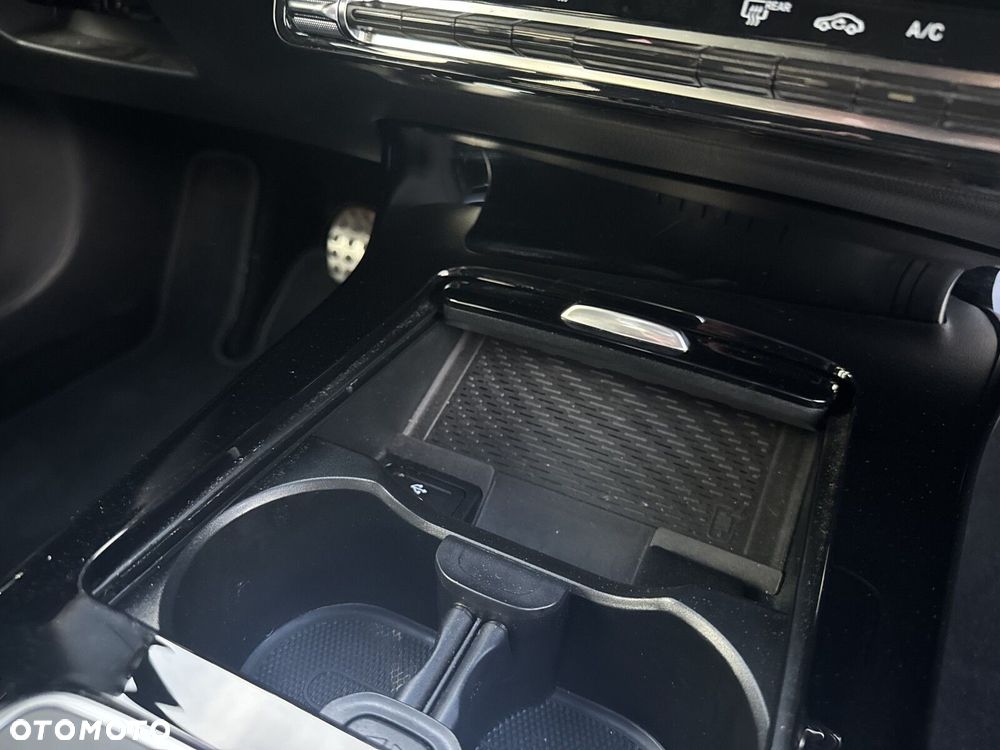 Mercedes-Benz CLA 200 AMG Line 7G-DCT - 21
