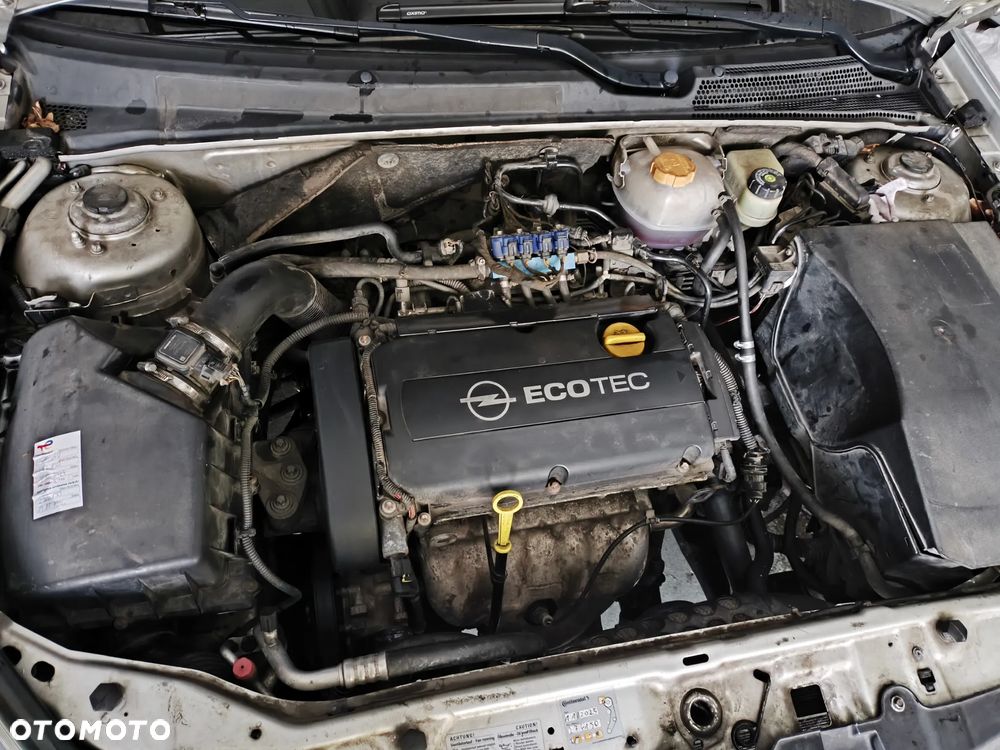 Opel Vectra 1.8 Sport - 27