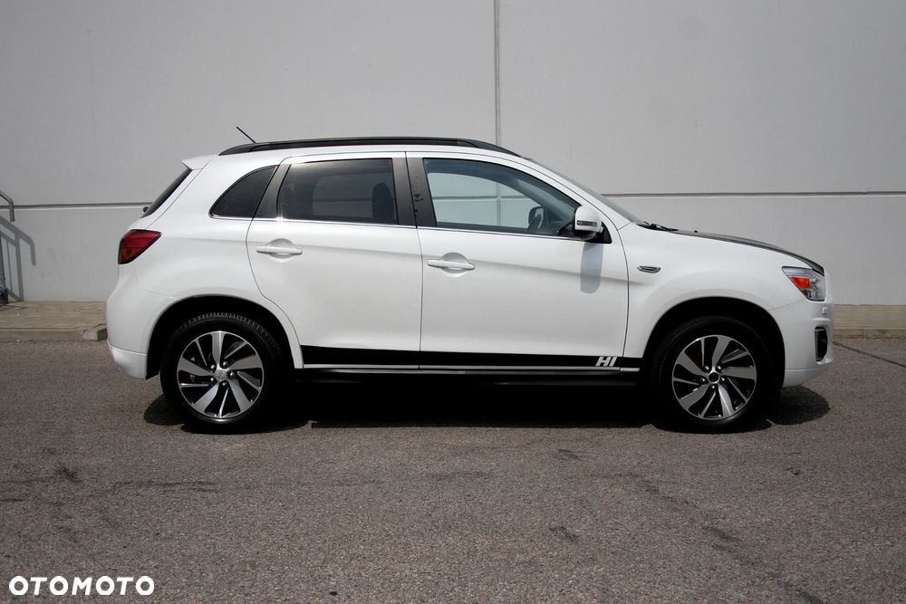 Mitsubishi ASX - 5