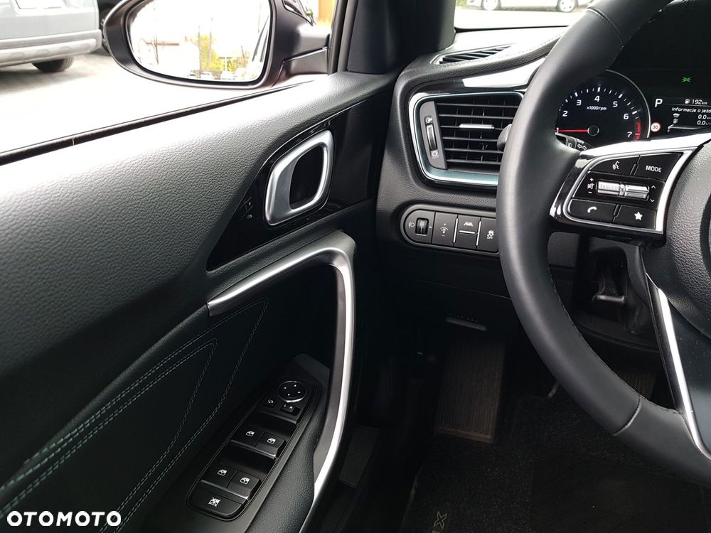 Kia XCeed 1.6 T-GDI Tribute DCT - 22