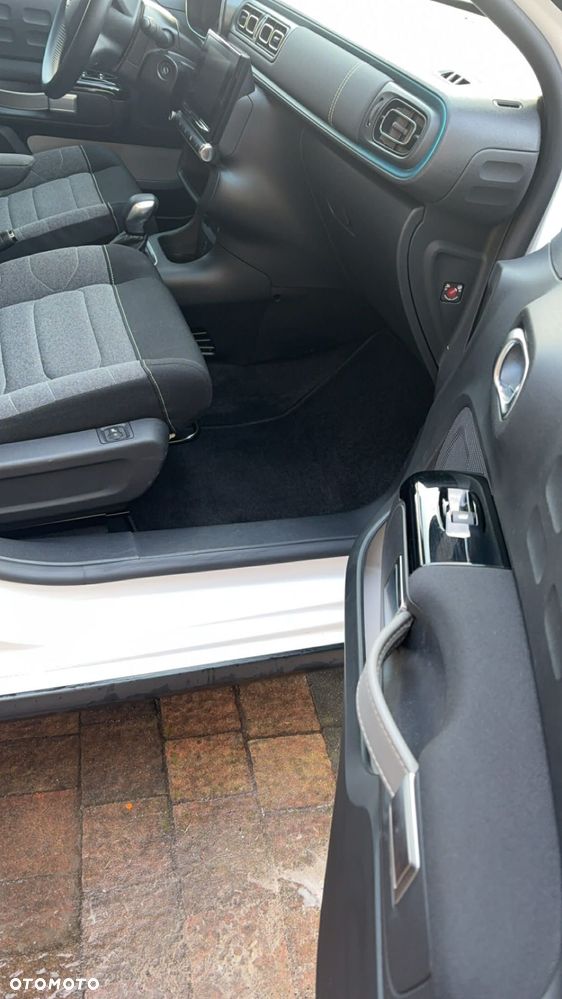 Citroën C3 1.2 PureTech Shine EAT6 - 9