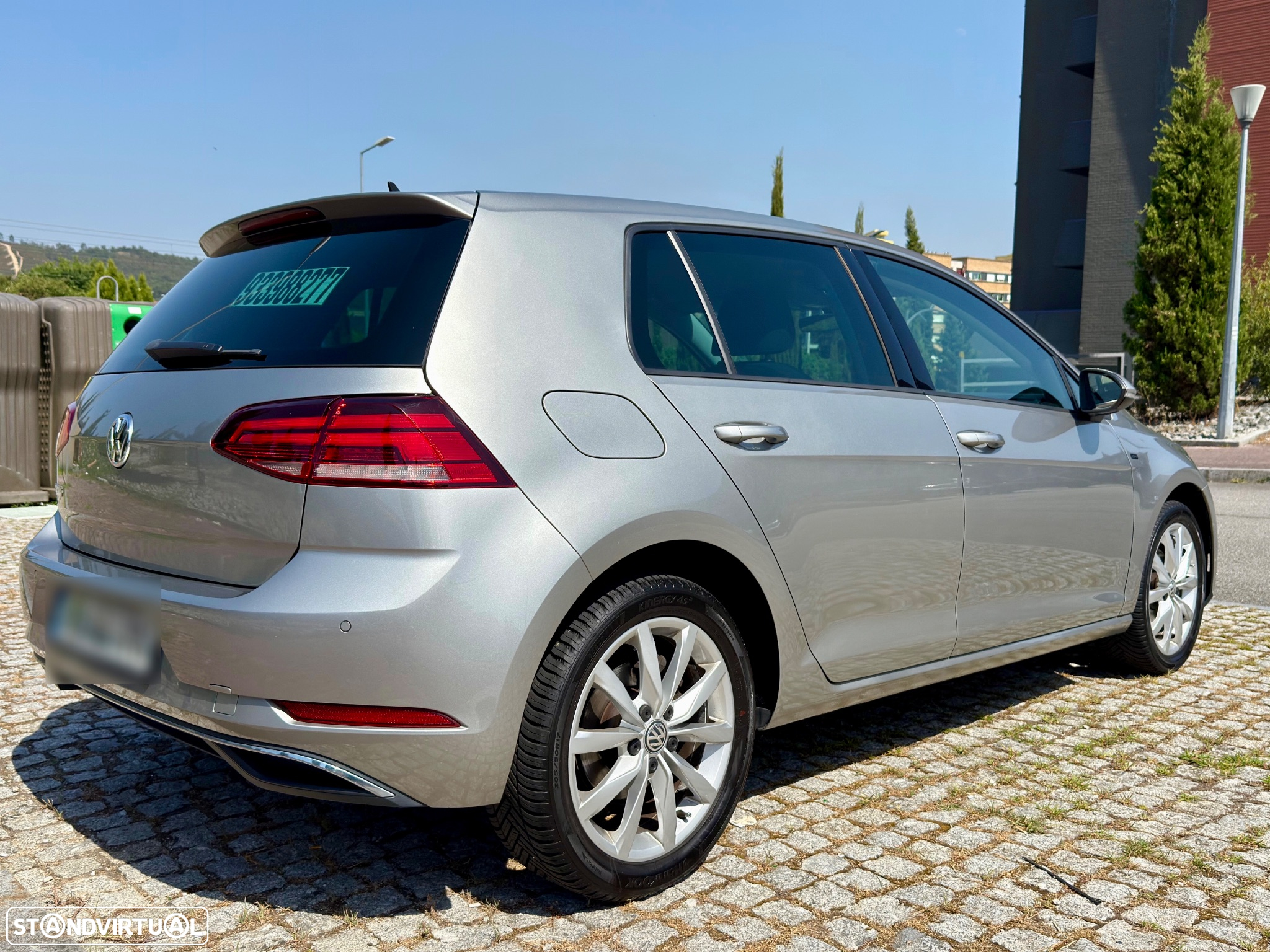 VW Golf 1.0 TSI Confortline DSG - 3