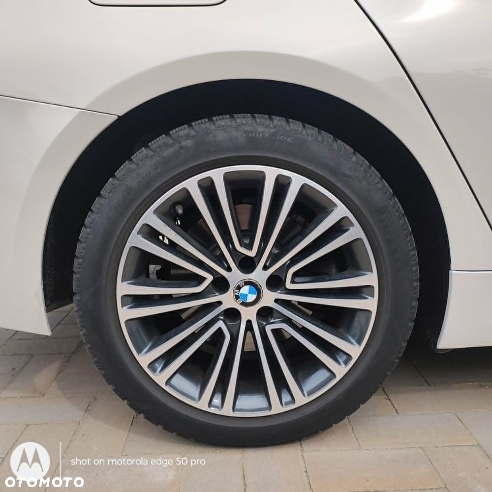 BMW Seria 5 518d Sport Line - 13