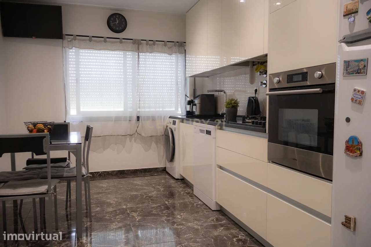 Apartamento Renovado em Malveira, Mafra - 3 Quartos - Grande imagem: 4/53