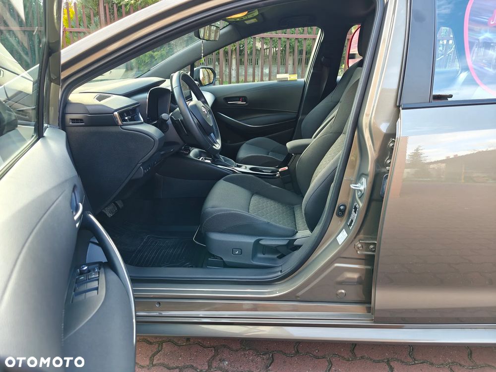 Toyota Corolla 2.0 Hybrid Comfort - 12