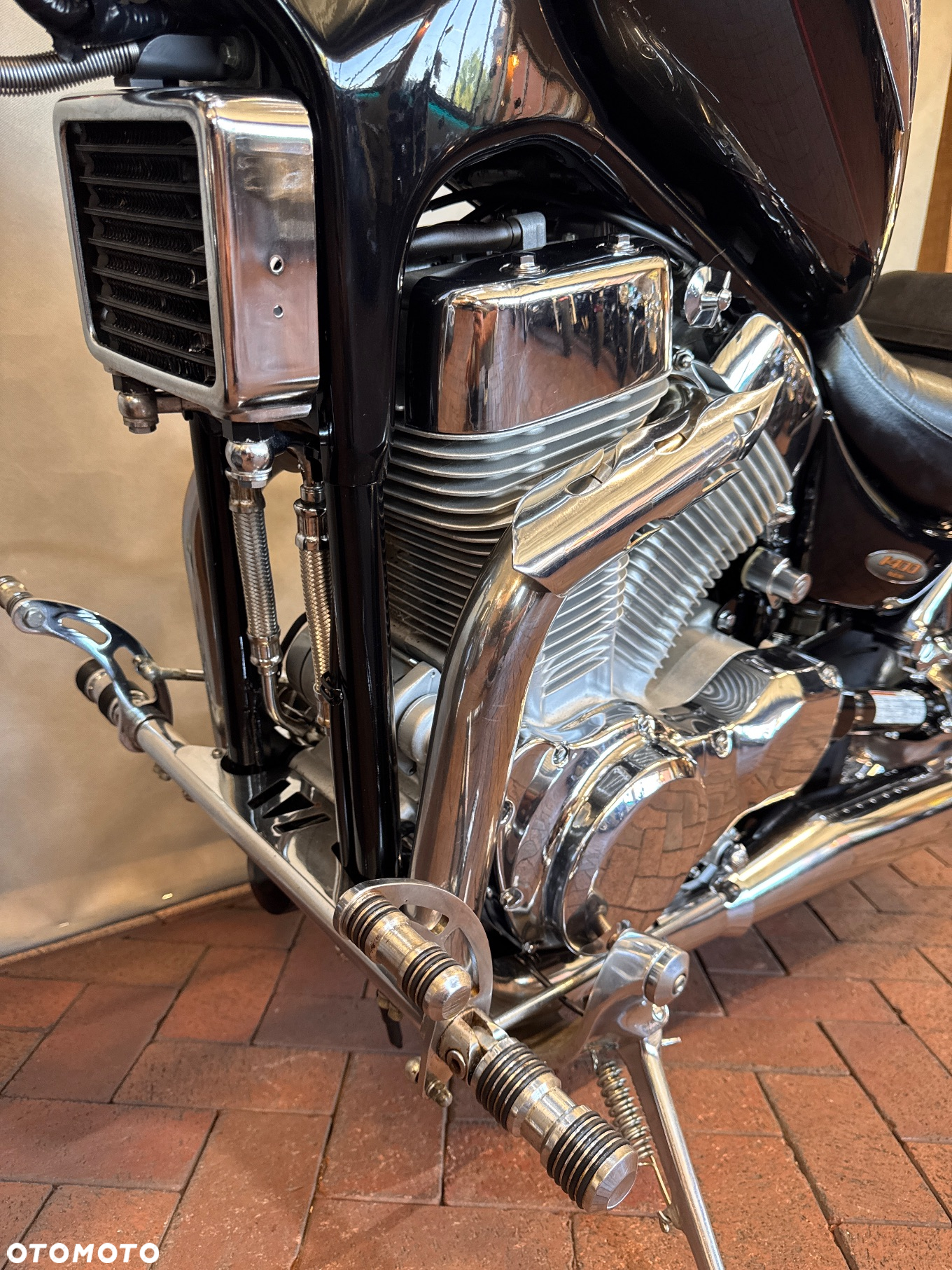 Suzuki Intruder - 17