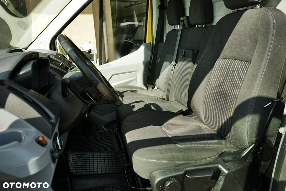 Ford Transit - 15