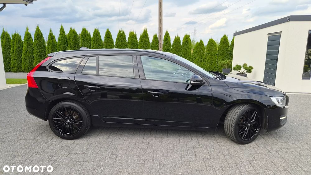 Volvo V60 D2 Kinetic - 26