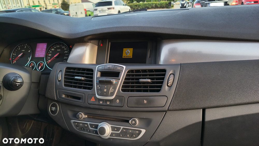 Renault Laguna 2.0 dCi Bose Edition - 24
